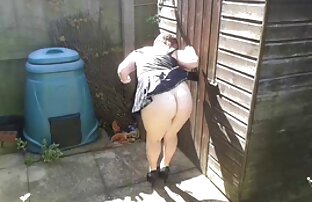 XXX Bionda serve un figlio video orge italiane di puttana hanno tatuaggi