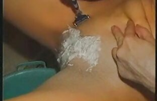 Asian teen si diverte con una ragazza dai film porno orgia italiana capelli castani da una gabbia